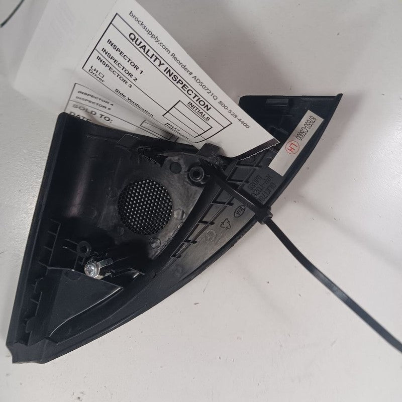 Kia Sorento Mirror Mount Cover Door Trim Left Driver  2018 2017 2016