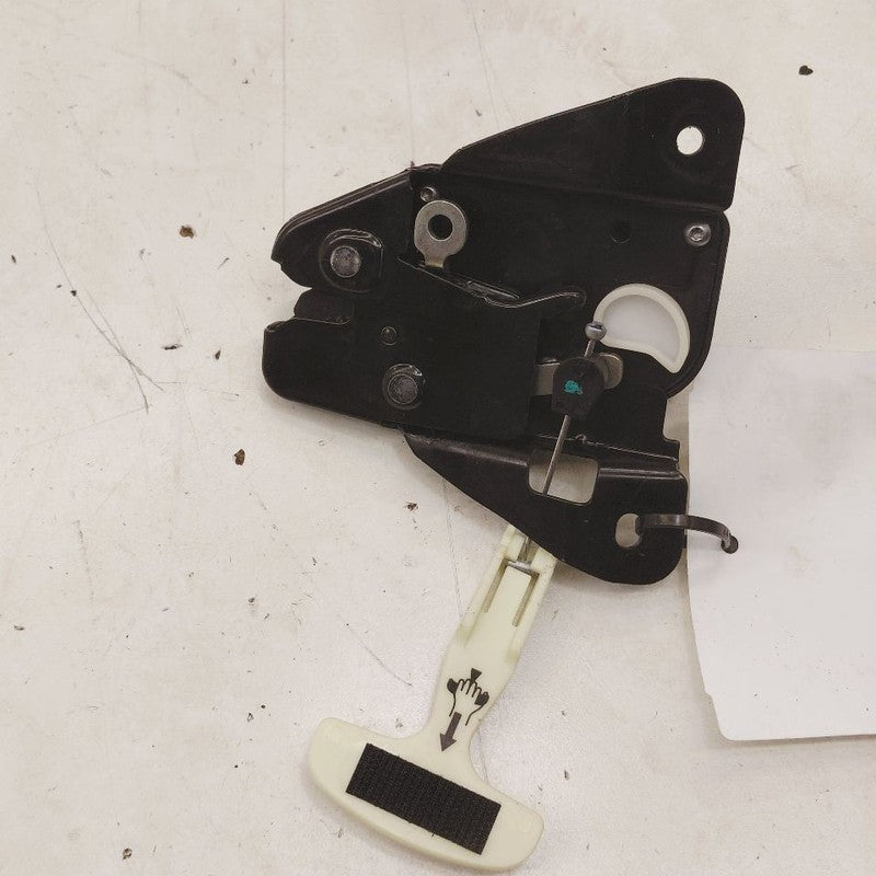 Chrysler 300 Trunk Latch  2017 2018 2019