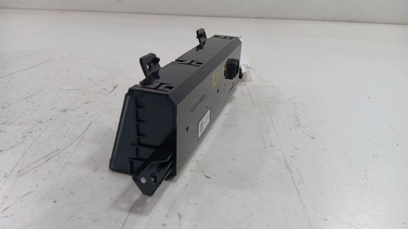 Screen Clock And Temperature US Market Fits 19-20 ASCENT OEM