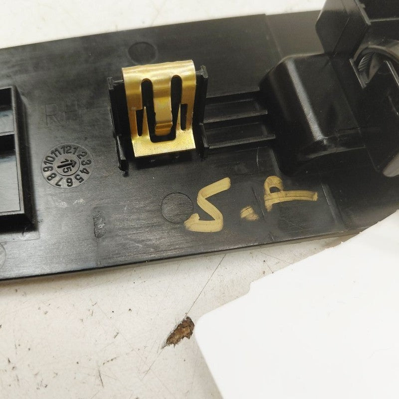 Cadillac XTS Window Switch Bezel Trim Right Rear      2016 2017 2018