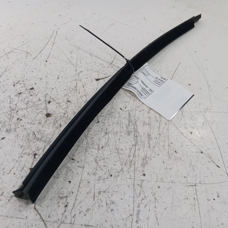 Kia Forte Right Rear Weather Strip Interior  2015 2016 2017 2018 OEM