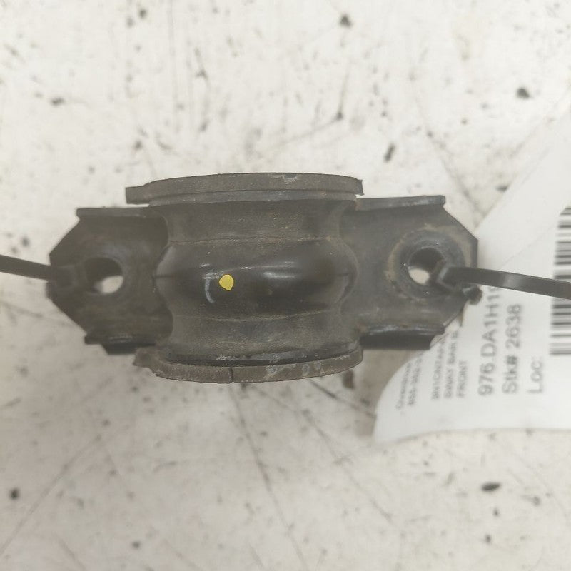 Nissan Versa Front Sway Bar Bushing Mounting Bracket  2019 2018 2017 2