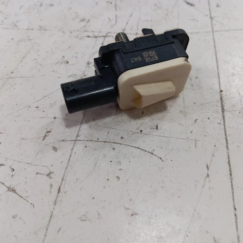 Subaru Legacy Outback Sensor  2015 2016 2017 OEM