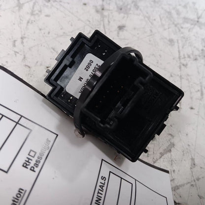 Driver's Front Door Mirror Switch 18-23 Nissan Kicks