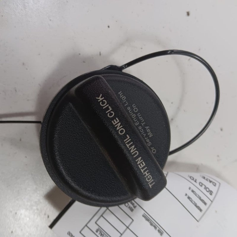 Chevy Trailblazer Gas Tank Fuel Cap  2021 2022 2023