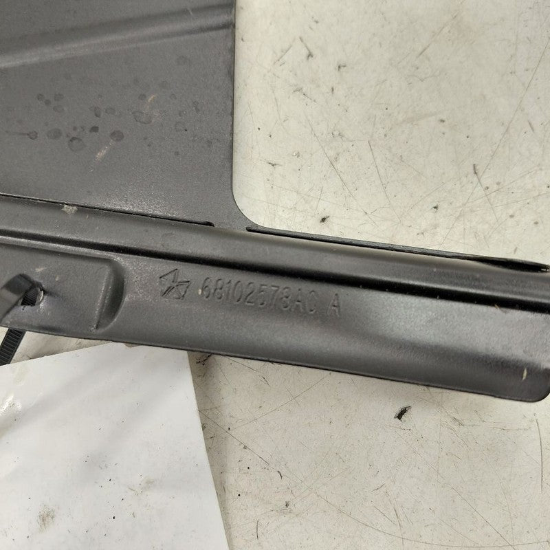 Jeep Cherokee Passenger Right Rear Door Applique {68102578AC} 2019 202