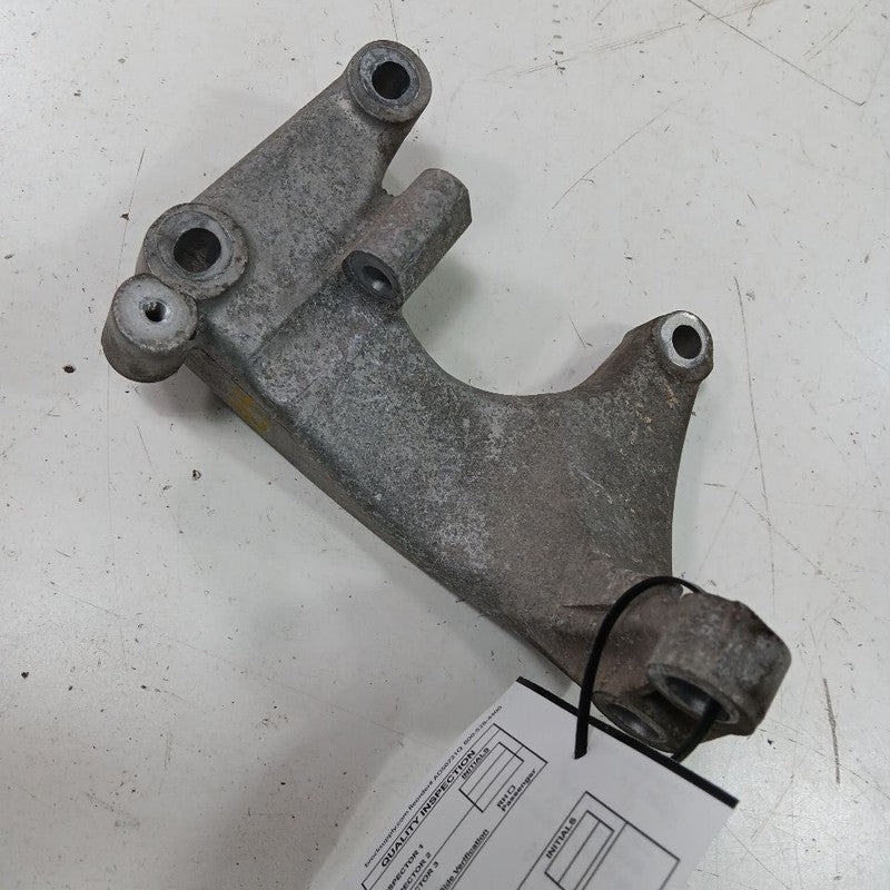 Fiat 500 Alternator Mount Bracket  2016 2017 OEM
