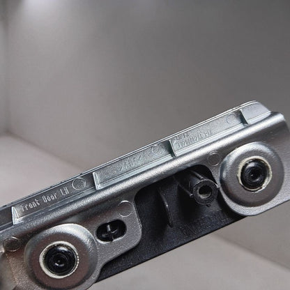 Chrysler 300 Left Front Door Trim {L0200082AA} 2015 2016 2017 2018 2019