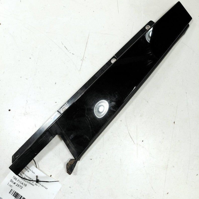 Fiat 500 Passenger Right Rear Door Applique {51939945} 2016 2017 2018 