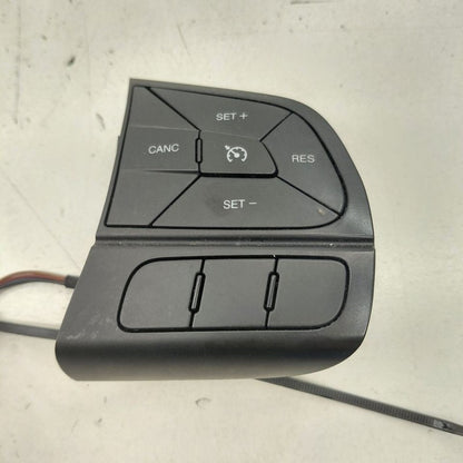 Steering Wheel Mounted Cruise Switch 4 Door X Model Fits 16-17 FIAT 50