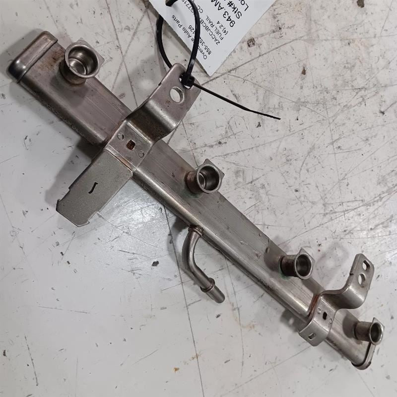 Jeep Renegade Fuel Rail Injection Injector Mount Bar  2.4L 2015 2016 2