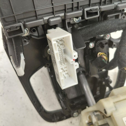 Hyundai Kona Transmission Gear Shifter  2021 2020 2019