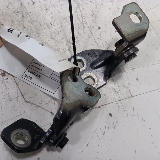 Jeep Compass Door Hinge Set Left Rear  2018 2019 2020 2021 2022