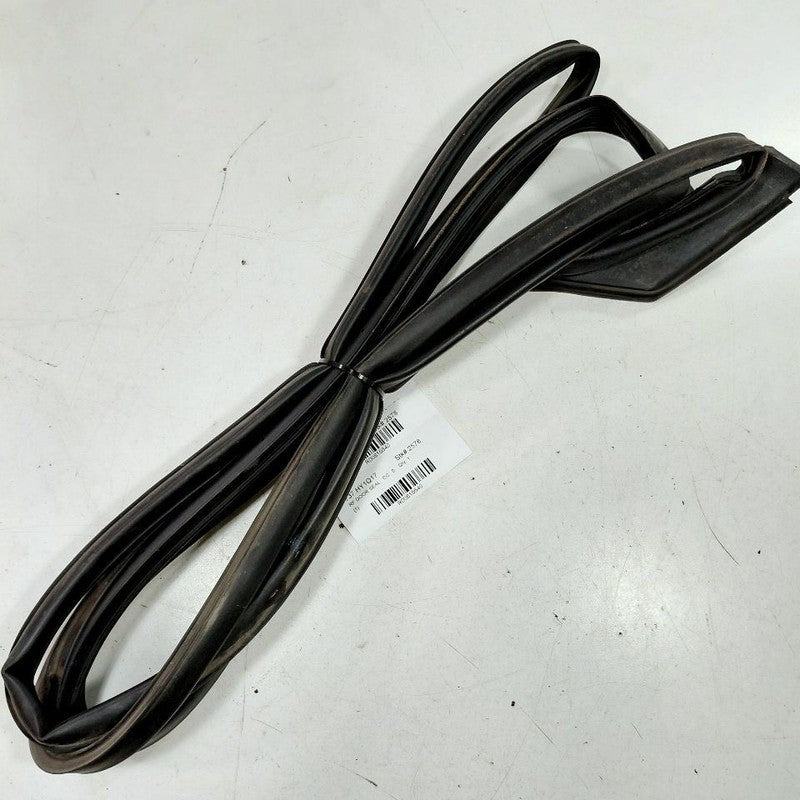 Hyundai Sonata On Door Seal Rubber Right Passenger Front  2017 2016 20