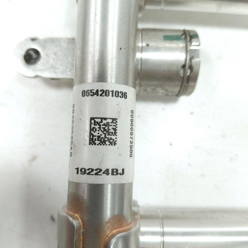 Jeep Compass Fuel Rail Injection Injector Mount Bar  2.0 2025 2024 202