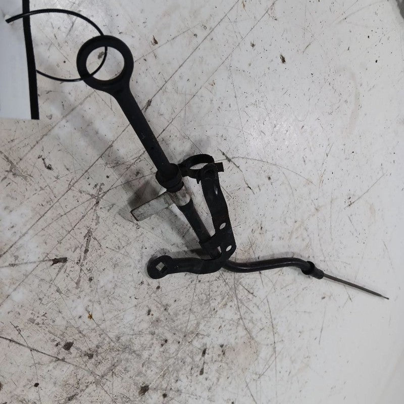 Fiat 500 1.4 Engine Oil Dipstick 2018