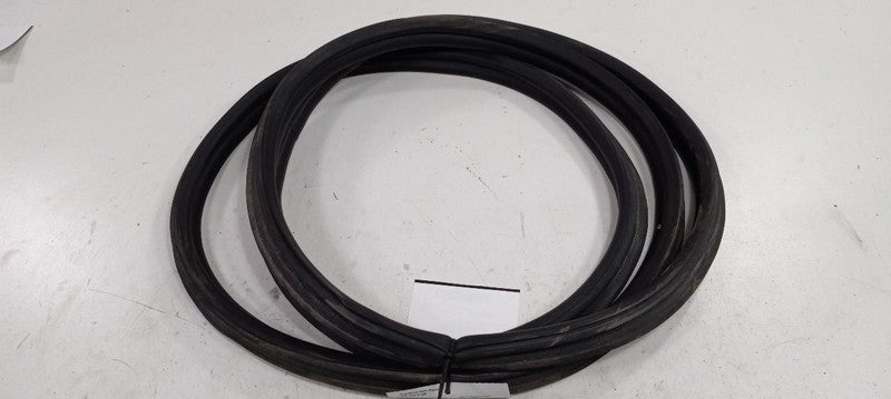 Hyundai Santa Fe Trunk Lid Hatch Door Rear Back Rubber Seal 2017 2018 2019