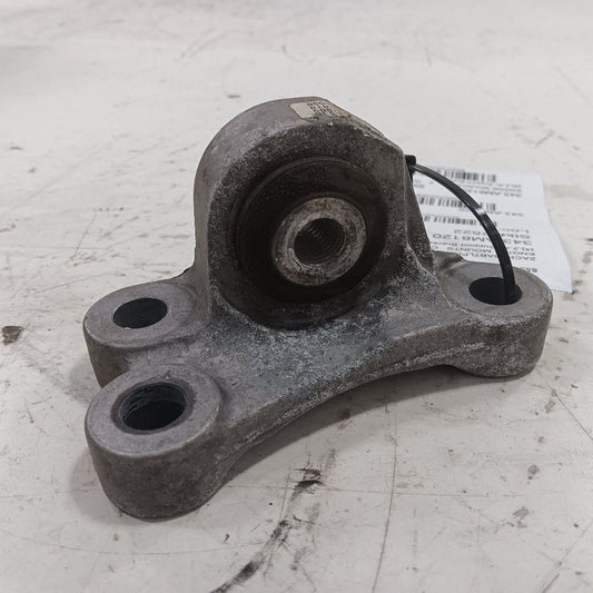 Jeep Renegade 2.4 Engine Motor Mount Support Bracket  2021 2020 2019 O
