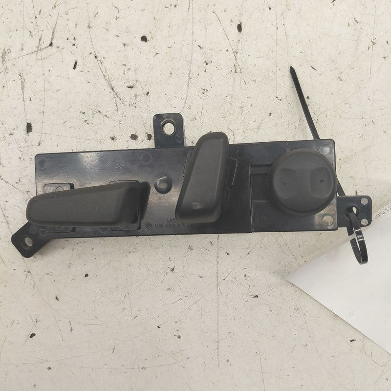 Kia Sorento Seat Switch Left Driver Power Seat Control  2018 2017 2016