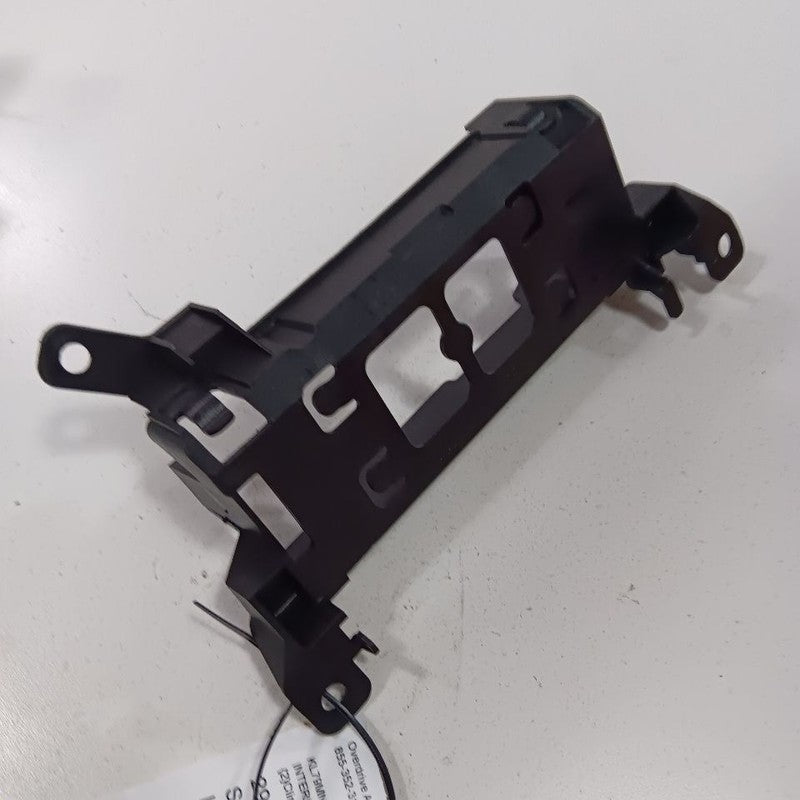 Chevy Trailblazer Climate Module Bracket {42483716} 2021 2022 2023 2024 2025