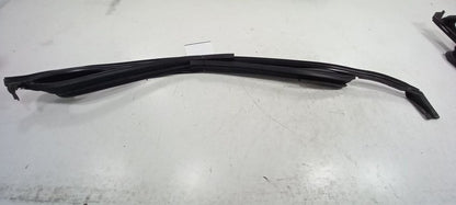 Dodge Dart Door Glass Window Seal Rubber Right Passenger Front 2013 20