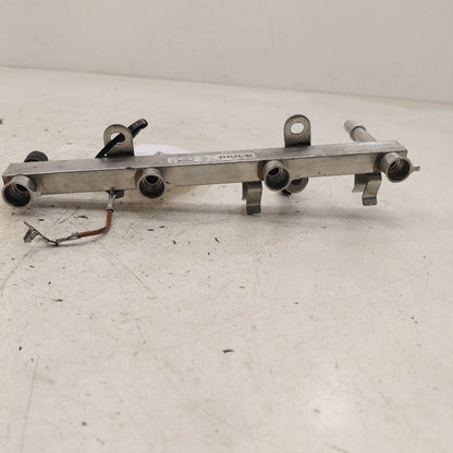 Chevy Trax Fuel Rail Injection Injector Mount Bar  2022 2021