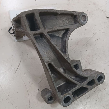 Jeep Renegade 2.4 2.4L Transfer Case Bracket 2023 2022 2021 2020 OEM