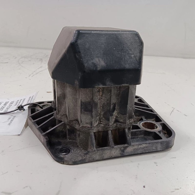 Fiat 500 Passenger Right Front Bumper Guard Absorber 2018