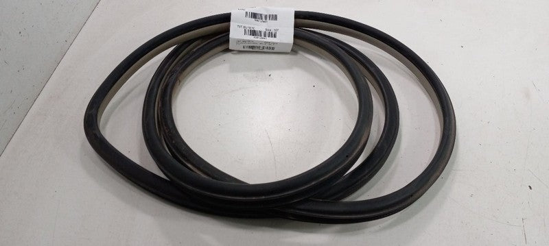 Subaru Legacy On Body Door Jamb Seal Rear Right Back 2010 2011 2012 20