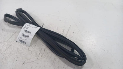 Subaru Impreza On Door Seal Rubber Right Passenger Front  2017 2018 20