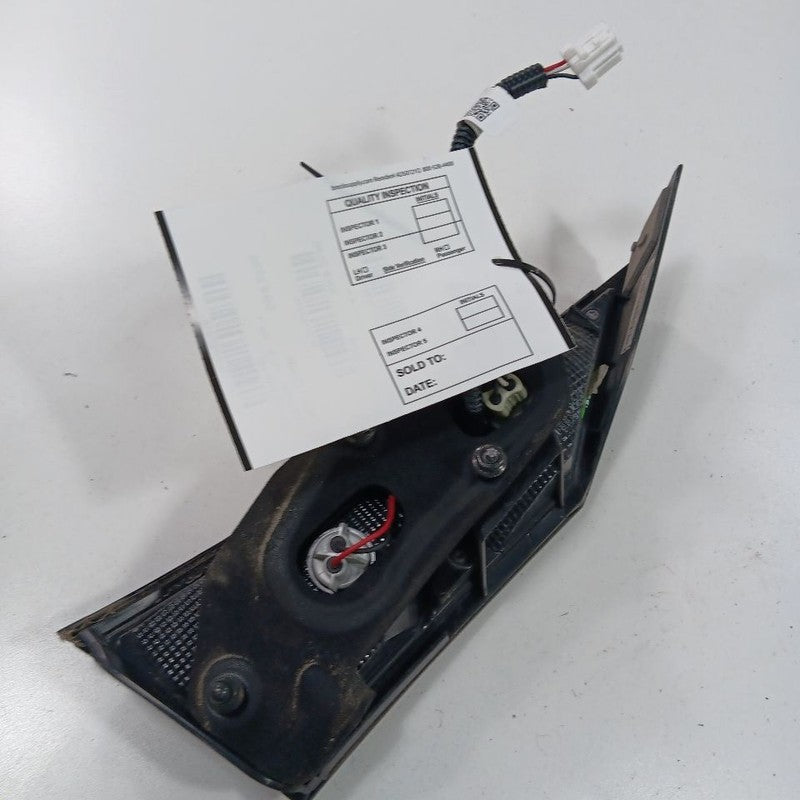 Nissan Sentra Passenger Right Tail Light Brake Lamp Decklid Mounted Fi