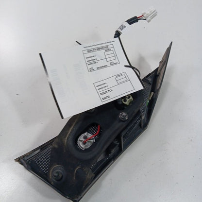 Nissan Sentra Passenger Right Tail Light Brake Lamp Decklid Mounted Fi
