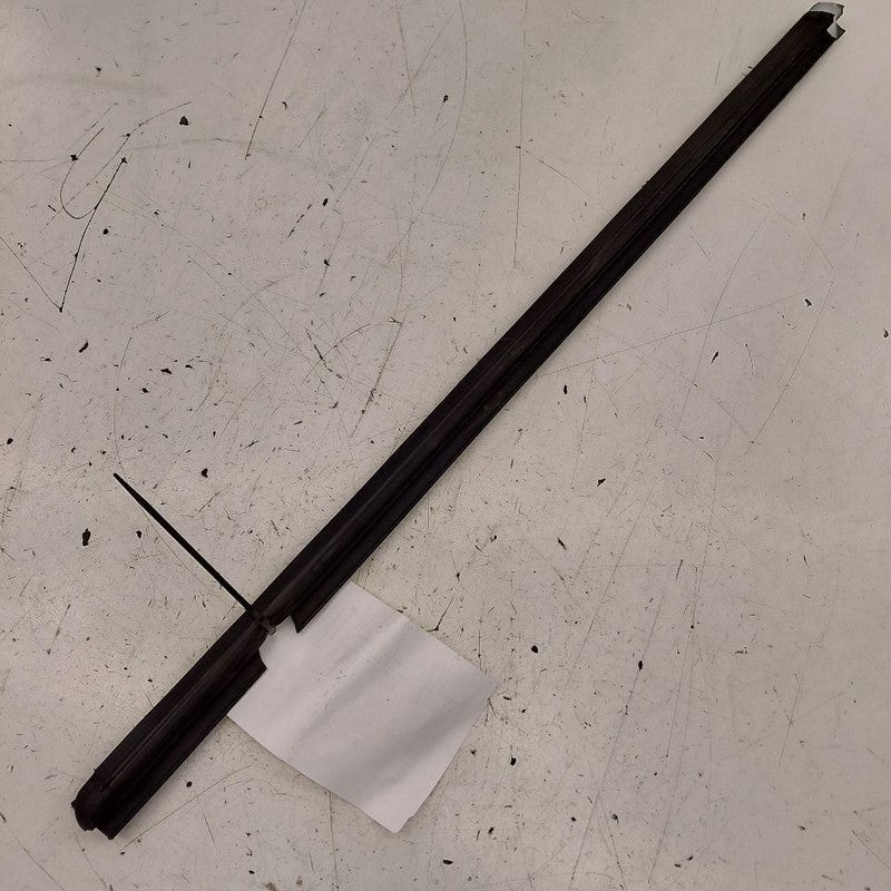 Chevy Volt Right Rear Weather Strip Interior  2016 2017 2018 2019