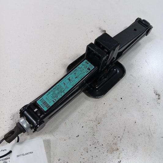Hyundai Elantra Spare Tire Changing Jack  2017 2018 2019 2020