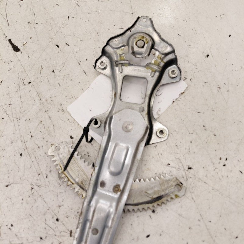 Passenger Right Rear Window Regulator Track 18-25 XV Subaru Crosstrek