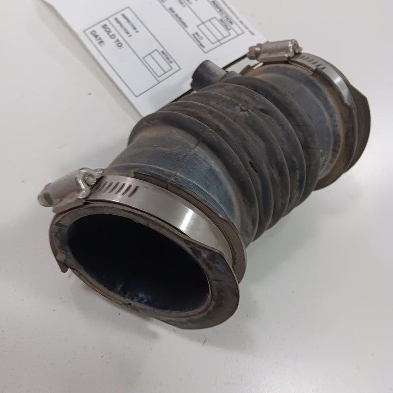 Toyota Yaris 1.5 Air Cleaner Tube Intake Hose  2020 2019 2018 2017 2016