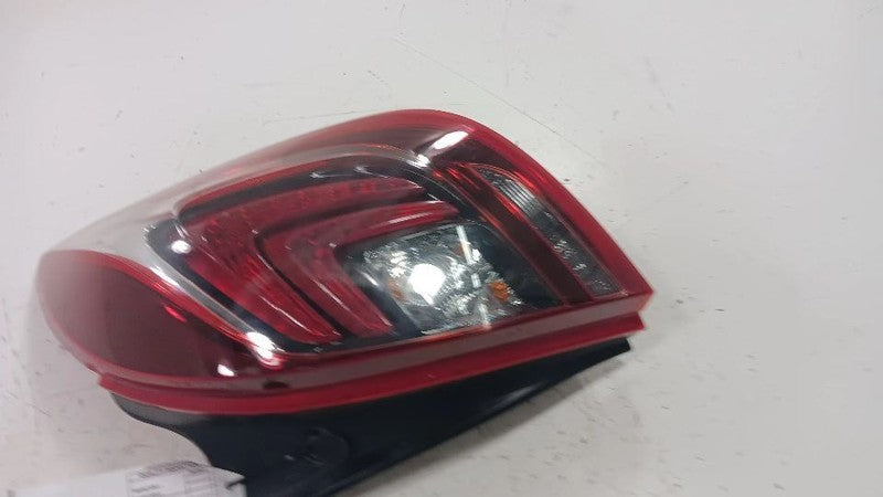 42750551 Passenger Right Tail Light Brake Lamp Fits 18-19 Buick Encore