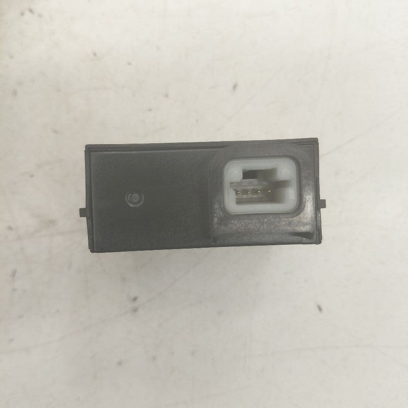 Nissan Rogue USB Plug In Hub Port  2021 2022 2023