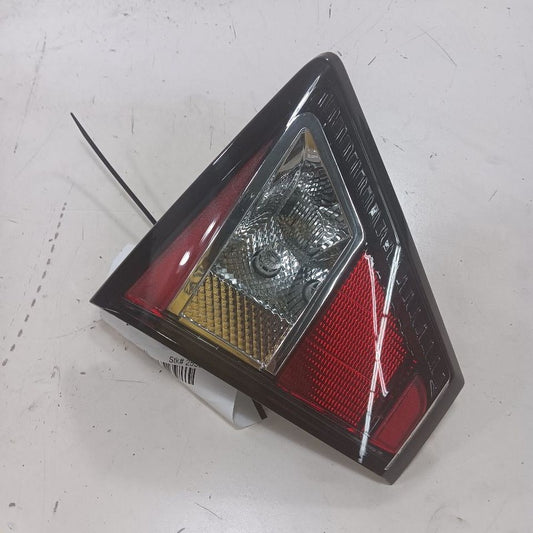 Driver Left Tail Light Brake Lamp Liftgate Mntd Red Lens Fits 17-18 Ford Escape