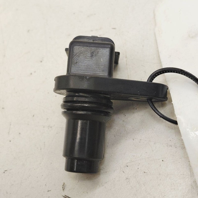Nissan Rogue Camshaft Cam Shaft Position Sensor  2.5 2017 2018 2019 OE