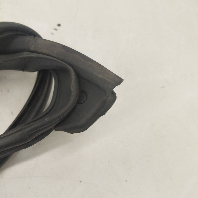 Nissan Versa Note On Door Seal Rubber Right Passenger Front  2019 2018