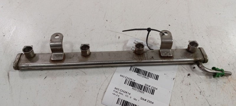 Dodge AVENGER Fuel Rail Injection Injector Mount Bar 2014  OEM