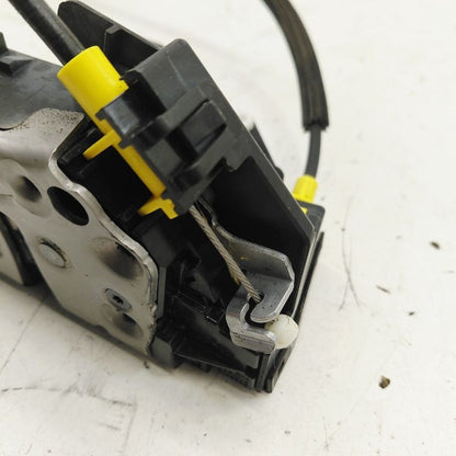 Chevy Trailblazer Door Latch Lock Right Passenger Front  2023 2022 202