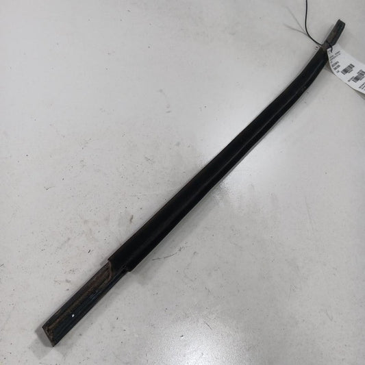 Jeep Compass Door Glass Window Weather Strip Trim Rear Right Passenger Side Back