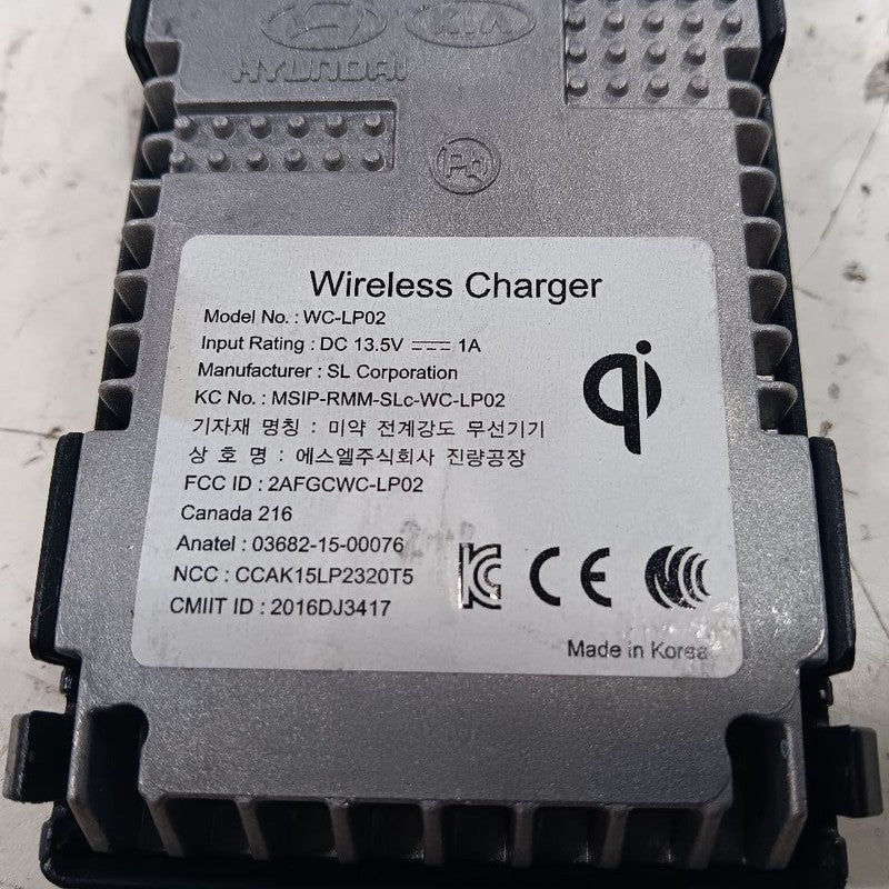 Kia Optima Wireless Charger Charging Unit {95560-D4100} 2020 2019 2018