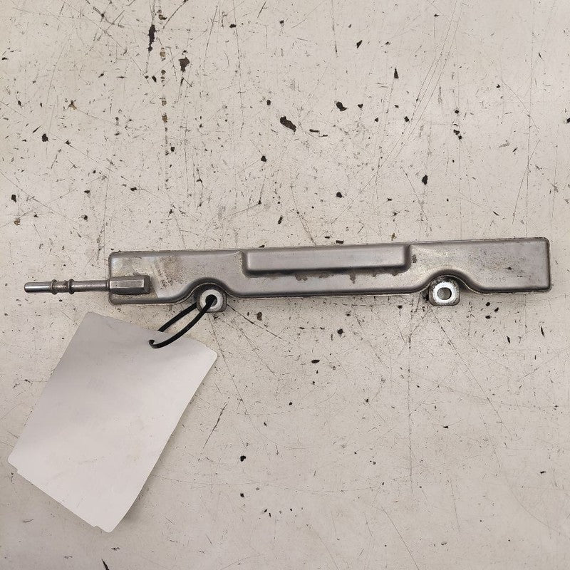 Nissan Versa Fuel Rail Injection Injector Mount Bar  1.6 2019 2018 201