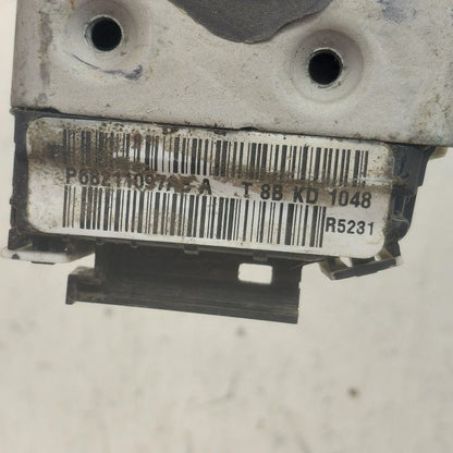Jeep Cherokee Door Latch Lock Left Driver Front  2019 2020 2021