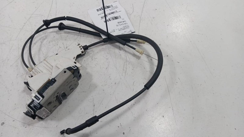 Chrysler 200 Door Latch Lock Right Passenger Rear  2015 2016 2017 OEM