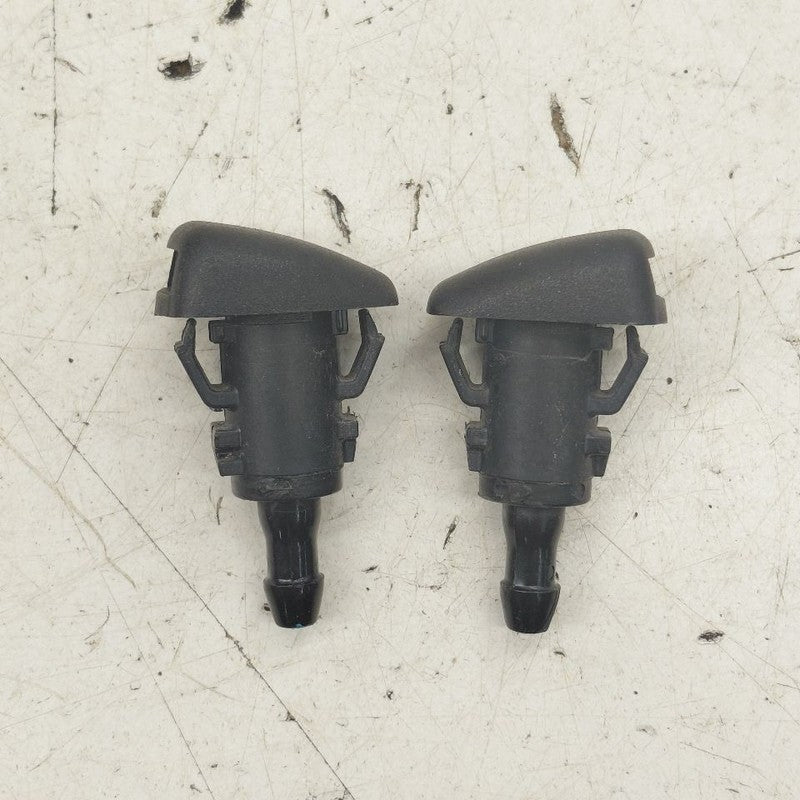 Hyundai Kona Windshield Wiper Washer Fluid Hood Sprayer Nozzles  2021 
