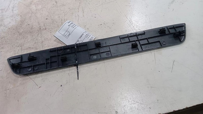 Kia Forte Sill Trim Plate Door Jam Threshold Right Passenger Front  2014 2015 20